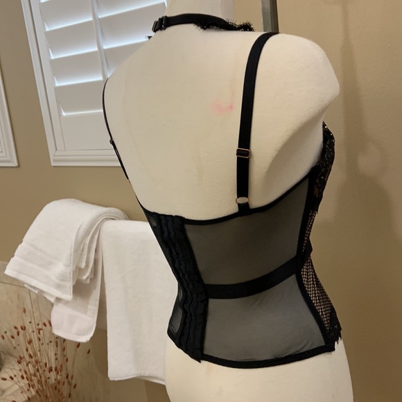 Victoria’s Secret Lace Bustier Corset Black Crystals Bra Size 32B - Picture 11 of 16